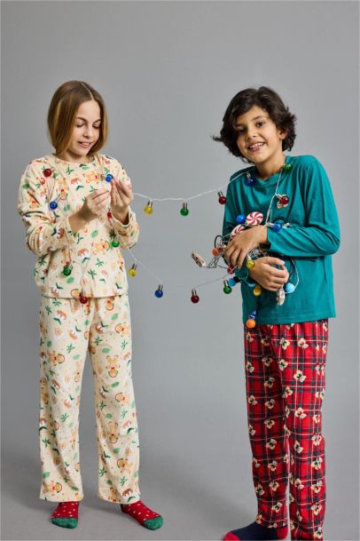 Yılbaşı Temalı Pijama Takımı Uzun Kollu Üst Uzun Alt Erkek Çocuk