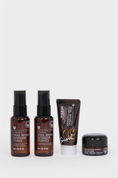 Snail Miniature Set Canlandırıcı Nemlendirici Onarıcı 4'lü Cilt Bakım Seti