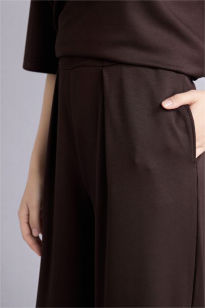 بنطلون وايد ليج برجل واسع