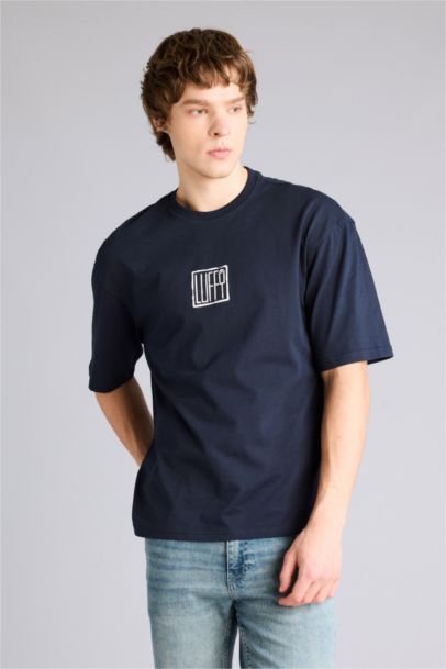 Man Short Sleeve T-Shirt