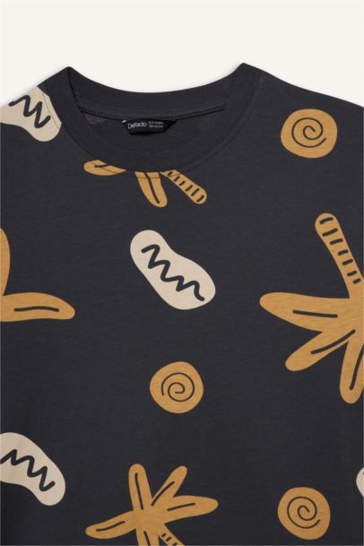 تيشيرت ولادي نص ردن فلورال قصة عادية بياخة مستديرة