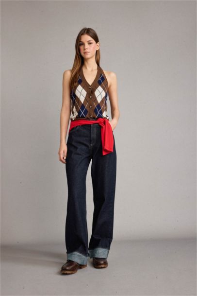 Slim Fit Halter Collar Vest