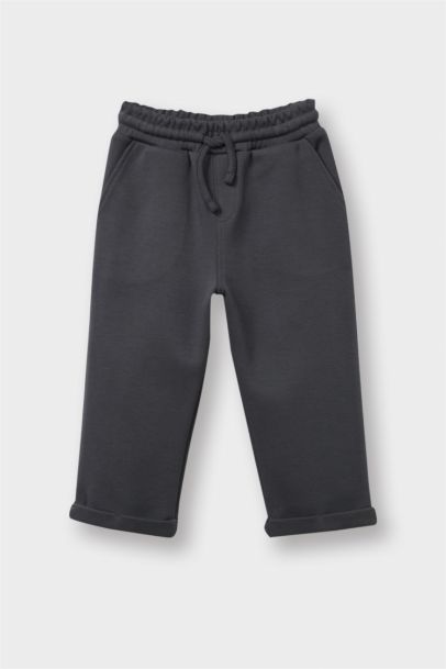 بنطرون بيبي ولادي قصة عادية