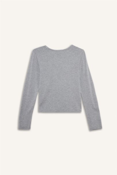 بلوزة ردن طويل وياخة مستديرة