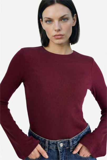 Woman Long Sleeve T-Shirt