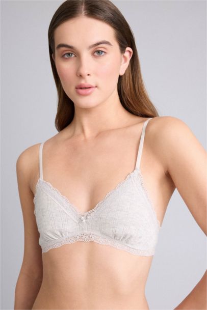 Lace Detail Removable Padded Underwired Bra