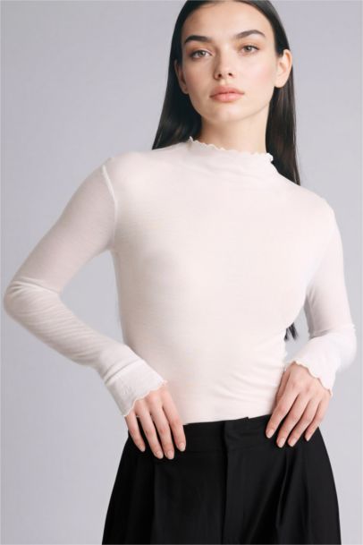 Woman Long Sleeve T-Shirt