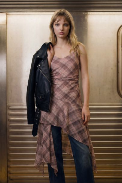 V-Neck Plaid Tulle Midi Dress