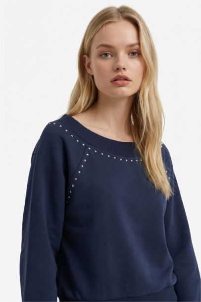 Oversize Fit Long Sleeve Sweatshirt