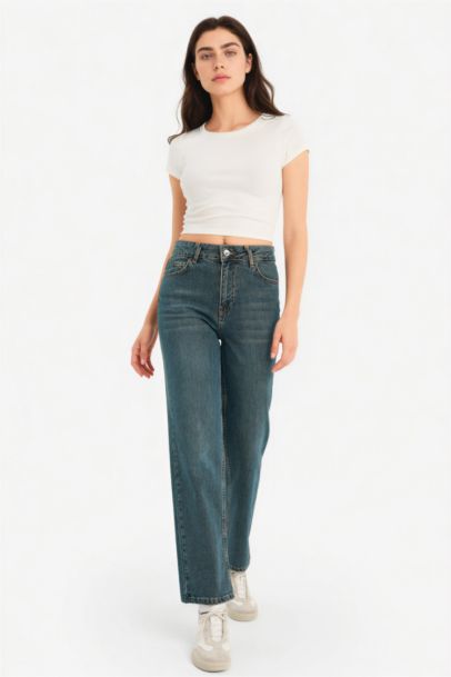 Comfort Straight Normal Waist Ankle Length Washed Jeans
