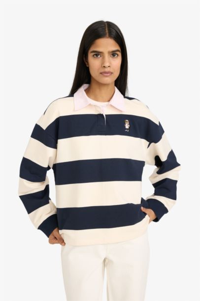 Loose Fit Long Sleeve Sweatshirt