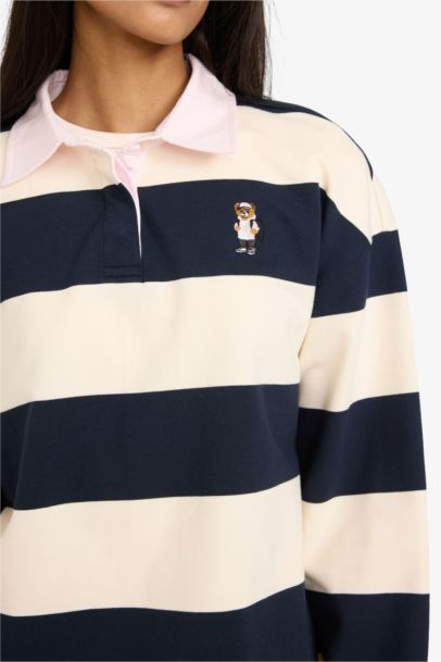 Loose Fit Long Sleeve Sweatshirt