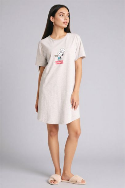 Regular Fit Crew Neck Snoopy Licensed Knitted Dress