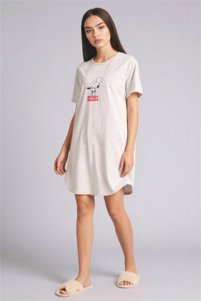Regular Fit Crew Neck Snoopy Licensed Knitted Dress