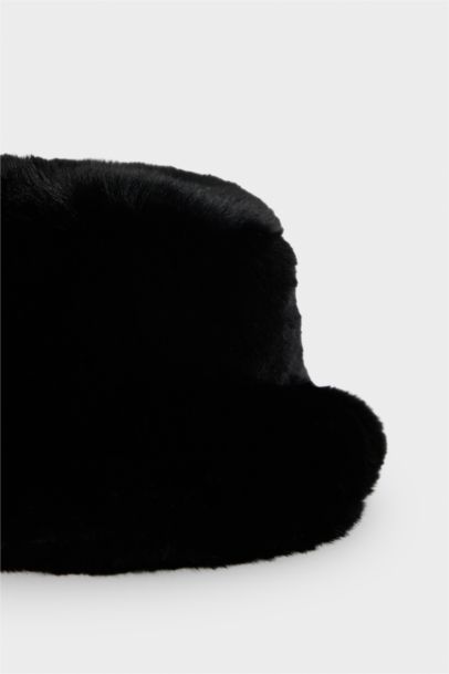 شفقة دلو نسائي فرو