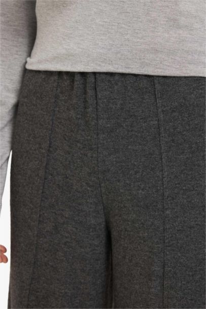 Pantalon à jambe large au toucher doux