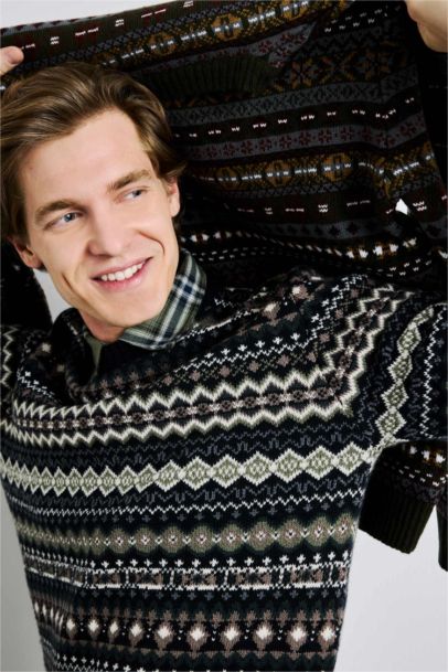 بلوز صوف تريكو قصة عادية