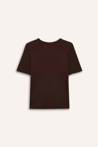 تيشيرت نص ردن بيزك سادة سليم فيت وياخة مستديرة