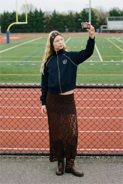 تنورة ميدي بالدانتيل غير متماثل بخصر عادي بطانة جيرسي