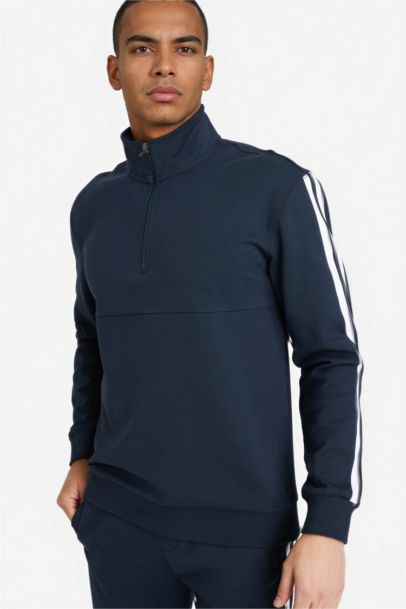 سويت شيرت قصة عادية