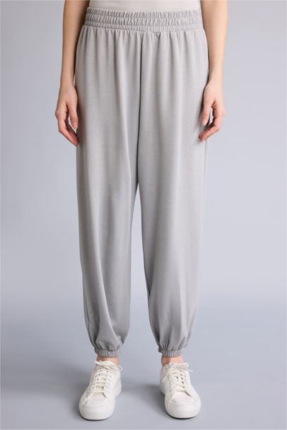 Balloon Fit Basic Trousers
