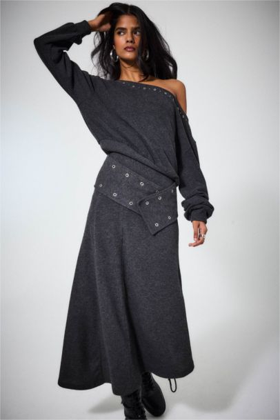 تنورة ميدي بقصة A وخصر عادي