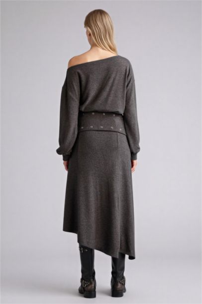 A Cut Normal Waist Midi Knitted Skirt