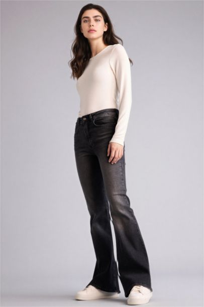 Mia Flare Fit High Waist Long Jeans
