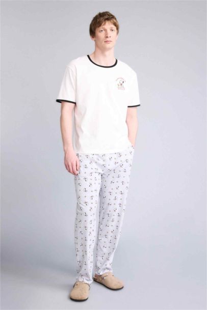 2 piece Regular Fit Snoopy Licensed Set