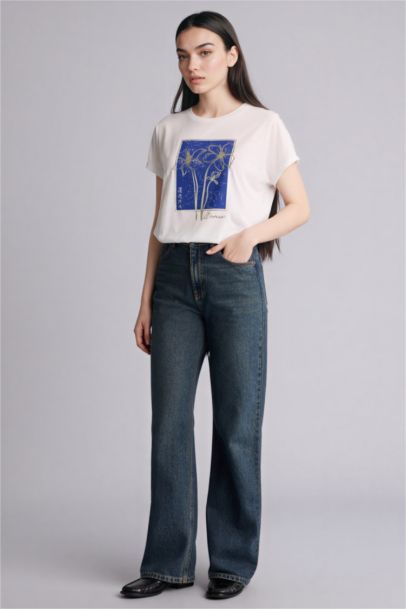 Woman Short Sleeve T-Shirt