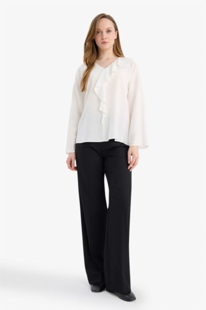 Relax Fit V-Neck Long Sleeve Blouse