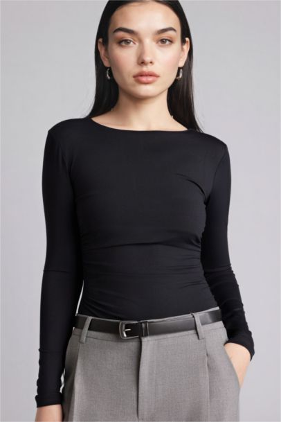 Woman Long Sleeve T-Shirt