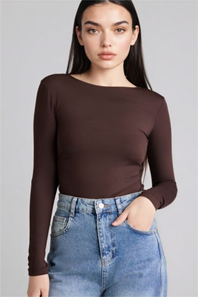 Woman Long Sleeve T-Shirt