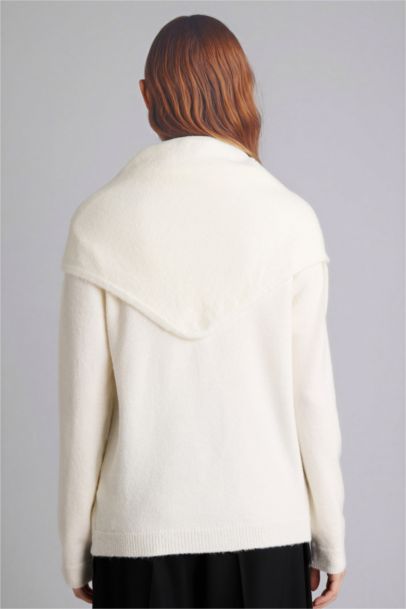 Atkılı Triko Hırka