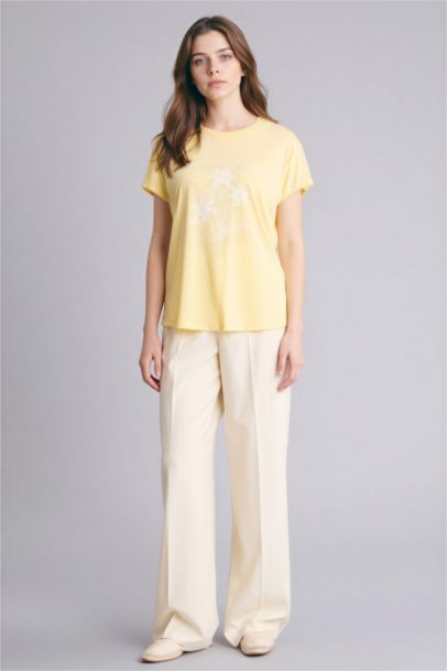 تيشيرت فلورال نص ردن وياخة مستديرة