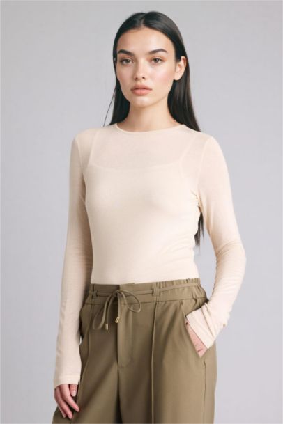 Woman Long Sleeve T-Shirt