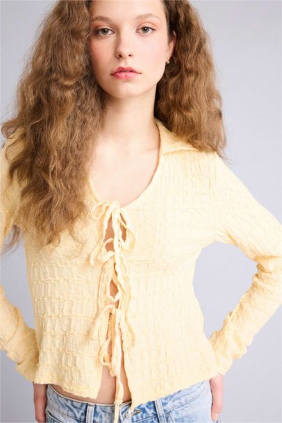 Fıtted Önden Bağlamalı Bürümcük Bluz