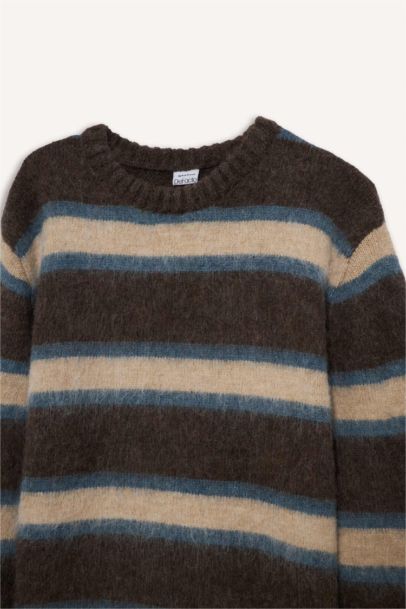 بلوز تريكو قصة عادية