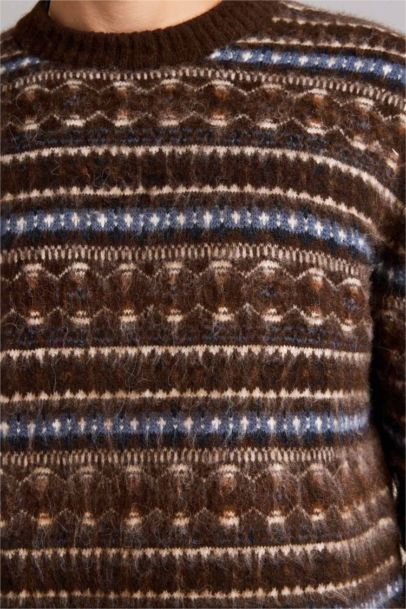 بلوز تريكو قصة عادية