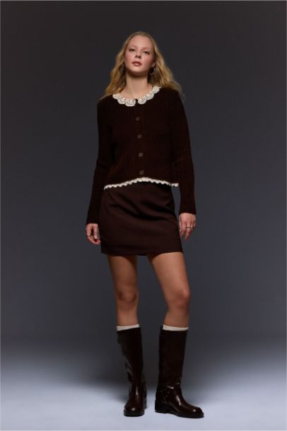 Slim Fit Polo Collar Lace Collar Cardigan