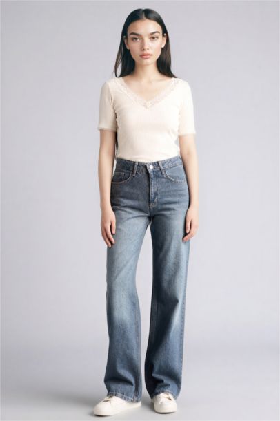 Woman Short Sleeve T-Shirt