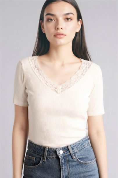 Woman Short Sleeve T-Shirt