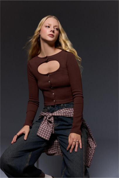 Woman Long Sleeve T-Shirt