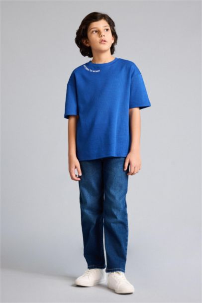 Oversıze Nakışlı Yaka Baskılı Tişört Erkek Çocuk