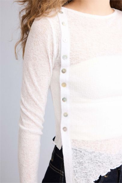 Fıtted Dantel Detaylı Bluz