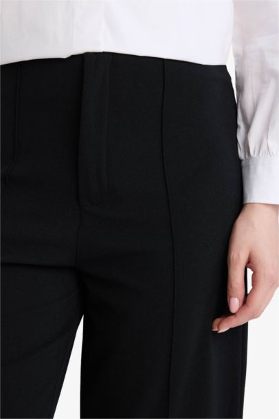 بنطرون كريب قصة مستقيمة