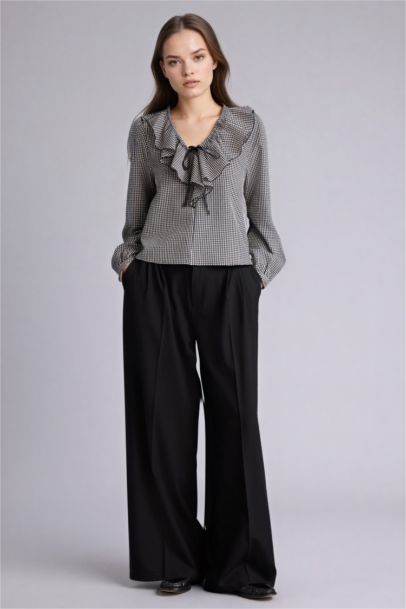 Regular Fit V-Neck Plaid Long Sleeve Blouse