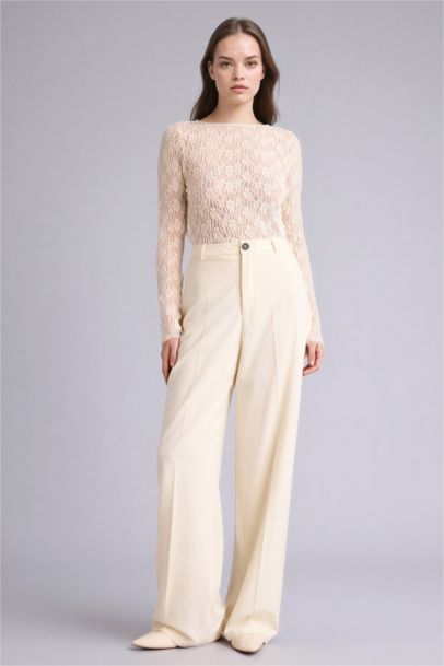 Slim Fit Boat Collar Long Sleeve Blouse