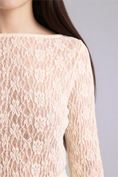 Slim Fit Boat Collar Long Sleeve Blouse