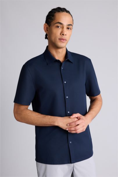 Slim Fit Short Sleeve Shirt